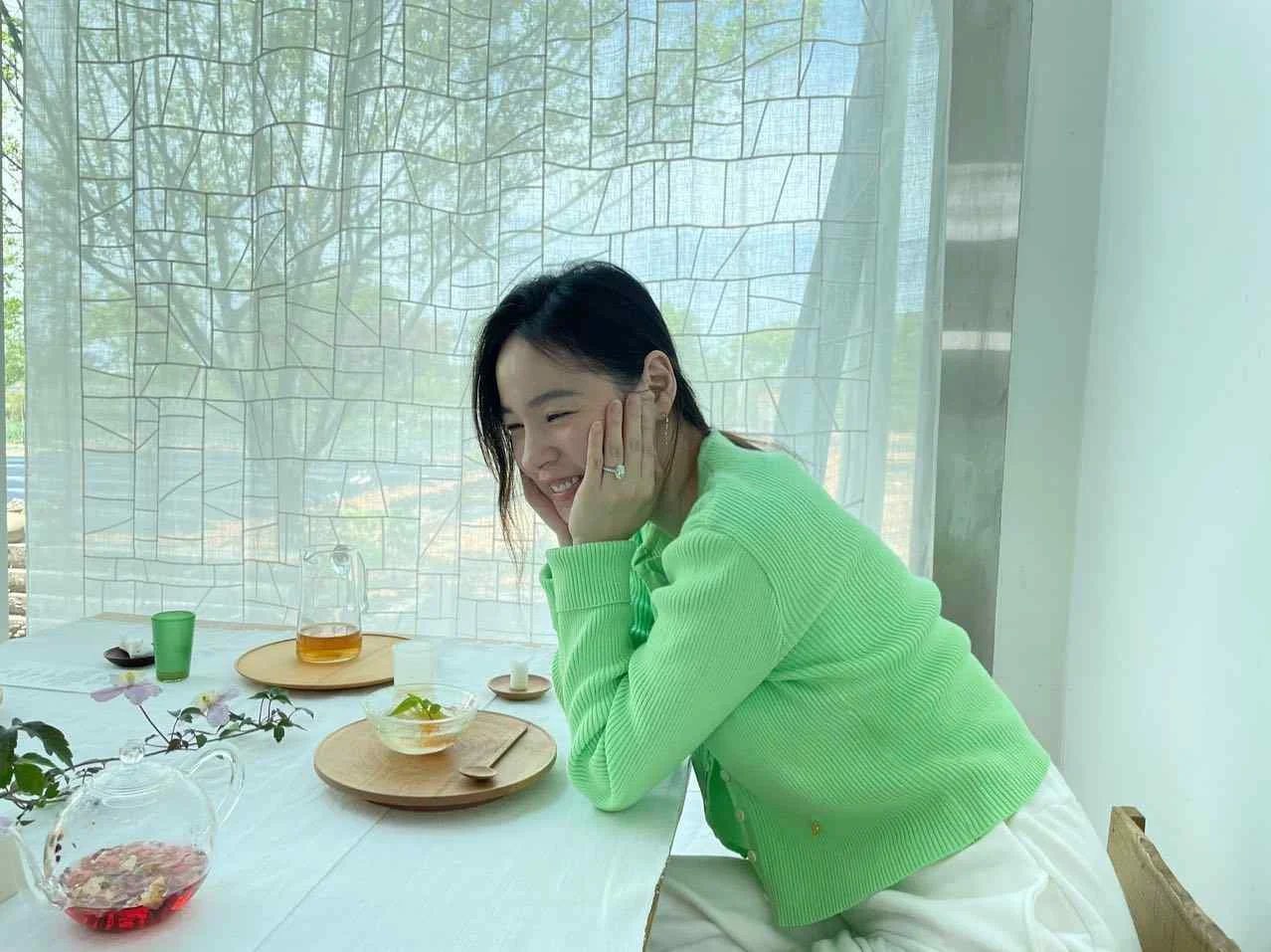 Min Hyo Rin - min-hyo-rin-hot-29.webp
